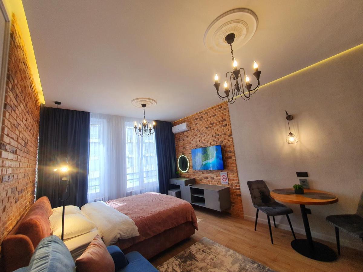Designer Apartment In The Residential Complex "Yaroslavivsky City" In The Center Of Kiev Buitenkant foto