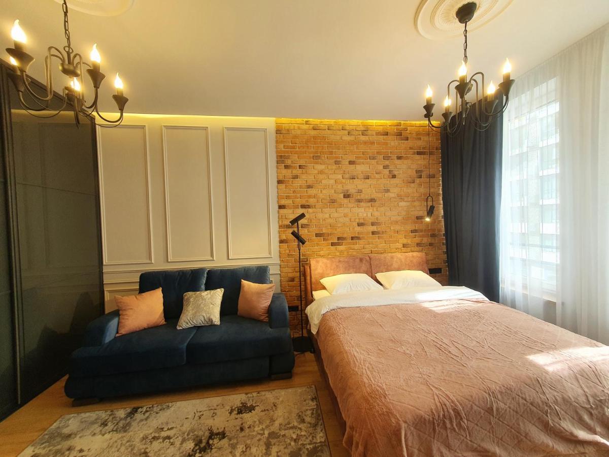 Designer Apartment In The Residential Complex "Yaroslavivsky City" In The Center Of Kiev Buitenkant foto